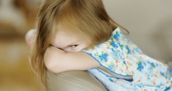 Wütendes Kind: Wie reagieren auf den Wutanfall eines Kleinkindes