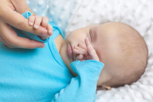 Abendroutine: Baby schläft ein beim Einschlafritual