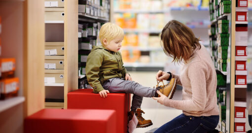 Schuhkauf für Kinder: So findet ihr die richrtige Schuhgröße