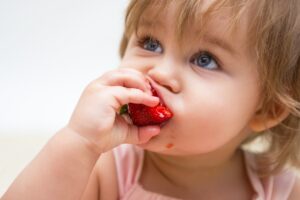 Eltern aufgepasst Gefaehrliche Pestizide in Erdbeeren gefunden 2 - Gefährliche Pestizide entdeckt: Diese Erdbeeren sind am wenigsten belastet