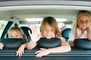Tipps für eine lange Autofahrt mit Kindern