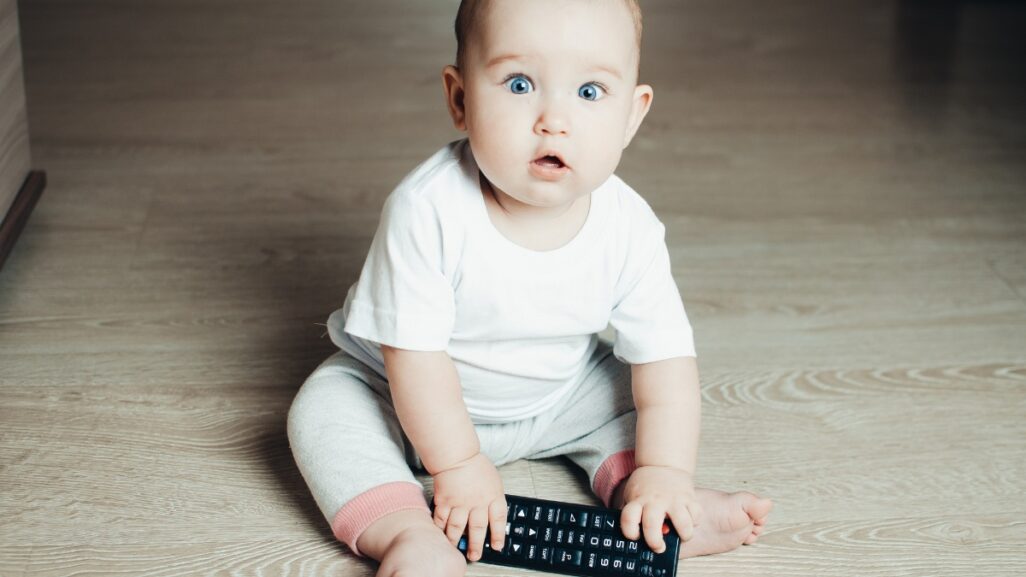 Keine Bildschirmzeit fuer Babys Darum schaden Medien deinem Kind 2 - Keine Bildschirmzeit für Babys! Darum schaden Medien deinem Kind