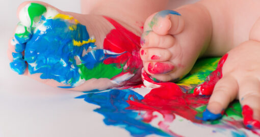 Kleine Künstler: Freies Malen mit Baby in 5 Schritten