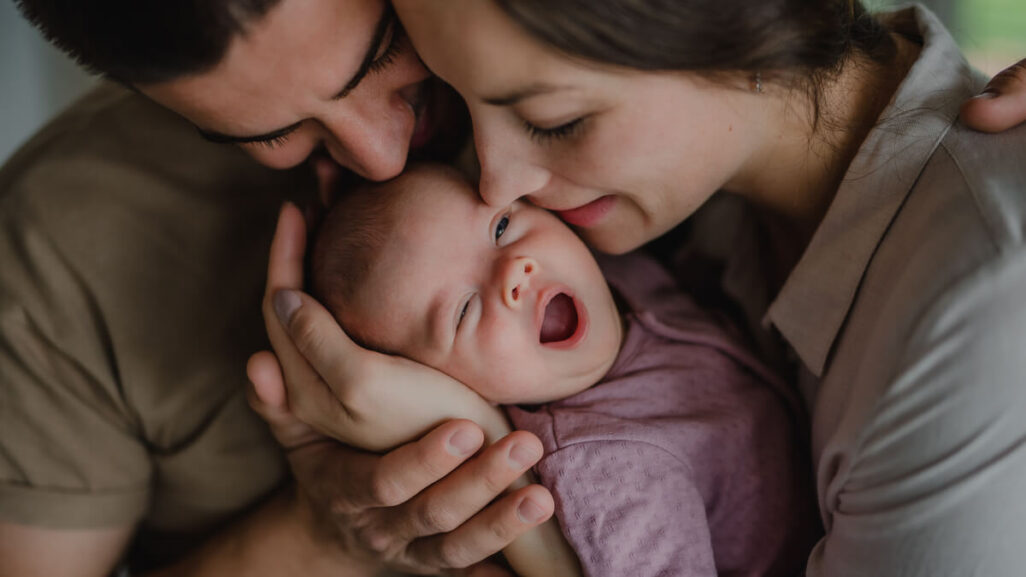 Erstes Treffen von Familie & Baby – unsere Tipps zur Vorbereitung
