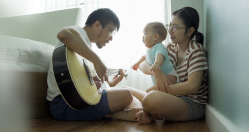 Kommunikation mit dem Baby über Lieder, Melodien und Rituale